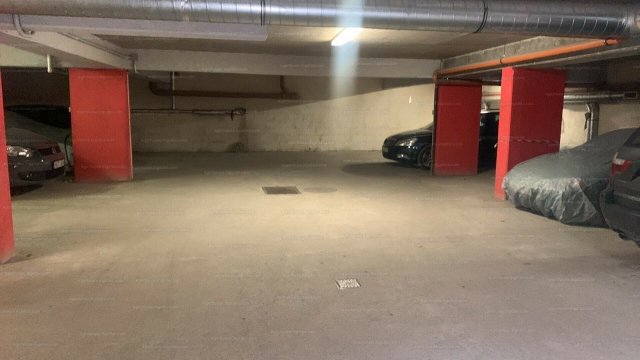 Kiadó garázs, Egerben 30 E Ft / hó / költözzbe.hu