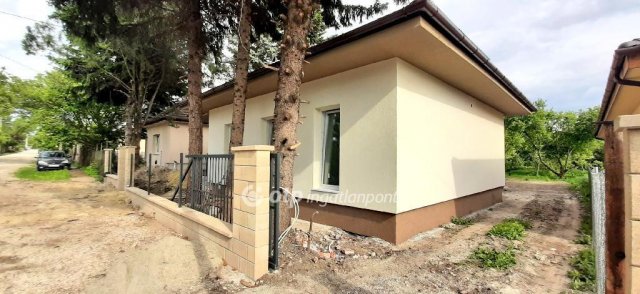 Eladó családi ház, Érden 94.9 M Ft, 4 szobás