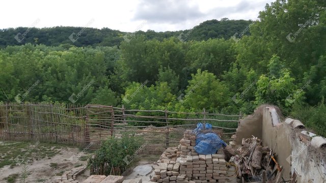 Eladó családi ház, Ozorán 7.95 M Ft, 2 szobás