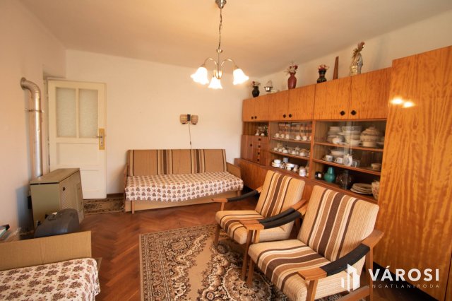 Eladó családi ház, Bázakerettyén 12.8 M Ft, 2 szobás