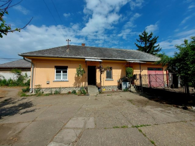 Eladó családi ház, Aszalón 18.5 M Ft, 3 szobás
