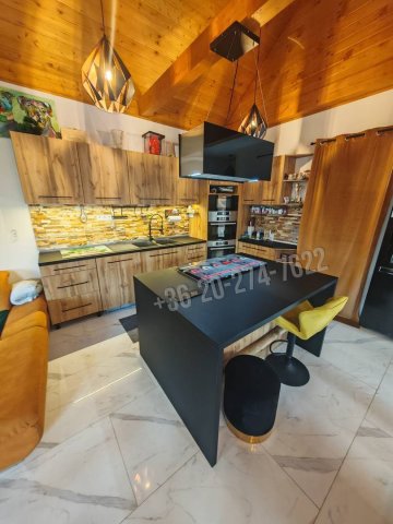 Eladó családi ház, Egerben 124 M Ft, 3 szobás