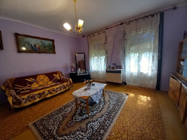 Eladó családi ház, Gyulajon 20.9 M Ft, 5 szobás
