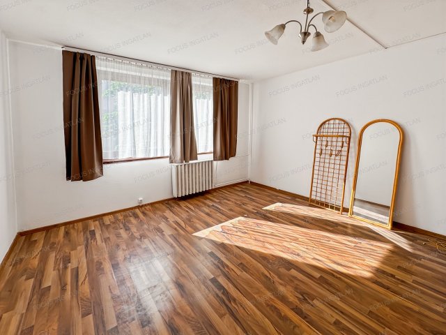 Kiadó panellakás, albérlet, Kecskeméten 110 E Ft / hó, 1 szobás