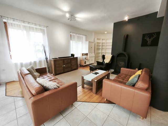 Eladó családi ház, Adonyban 73.9 M Ft, 4 szobás