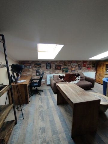 Eladó ipari ingatlan, Nyíregyházán 410 M Ft
