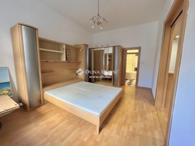 Eladó téglalakás, Budapesten, I. kerületben 115 M Ft, 2 szobás