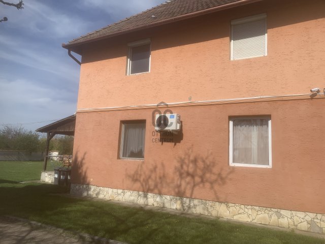 Eladó családi ház, Ercsiben 69.9 M Ft, 5 szobás