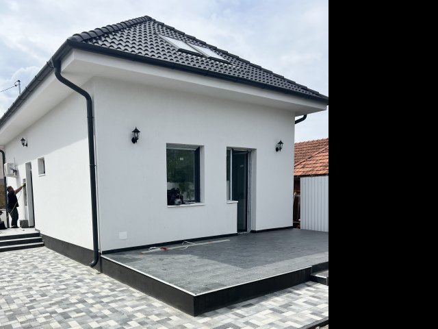 Eladó családi ház, Vámospércsen 75 M Ft, 5 szobás