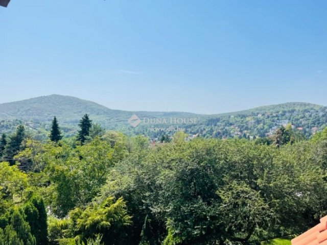Eladó családi ház, Budapesten, II. kerületben 294.637 M Ft