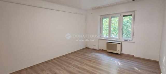 Kiadó téglalakás, albérlet, Kecskeméten 130 E Ft / hó