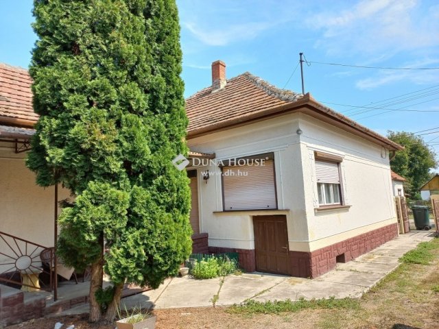 Eladó családi ház, Bánrévén 16.6 M Ft, 4 szobás