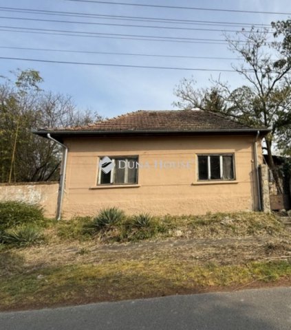 Eladó családi ház, Csurgón 13.9 M Ft, 4 szobás