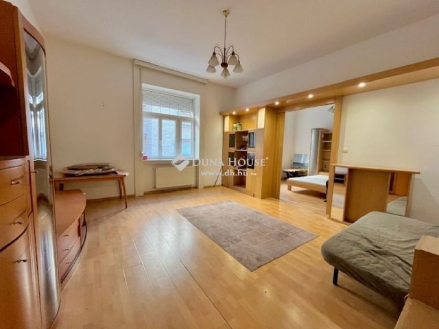 Eladó téglalakás, Budapesten, I. kerületben 115 M Ft, 2 szobás