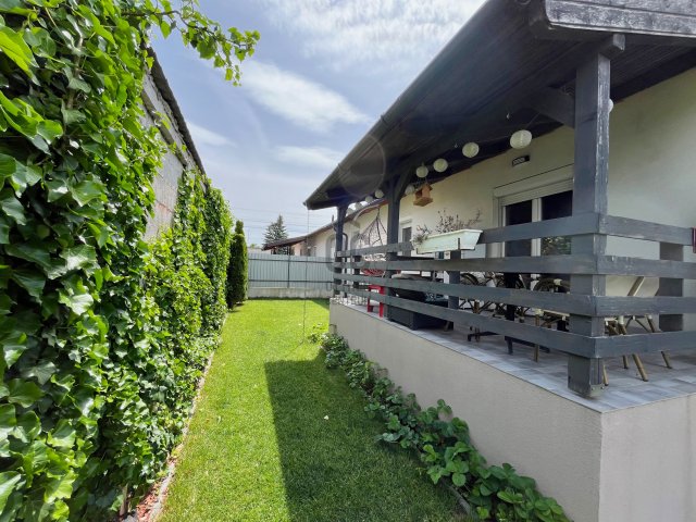 Eladó ikerház, Szigetszentmiklóson 110 M Ft, 4 szobás