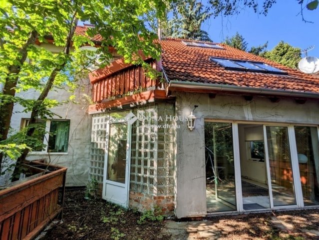 Eladó ikerház, Pilisszentkereszten 89.5 M Ft, 8 szobás