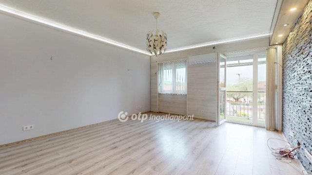 Eladó téglalakás, Mályin 36.99 M Ft, 2 szobás