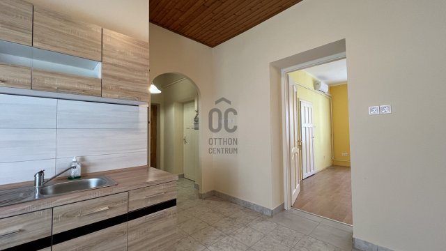 Kiadó téglalakás, albérlet, Szekszárdon 145 E Ft / hó