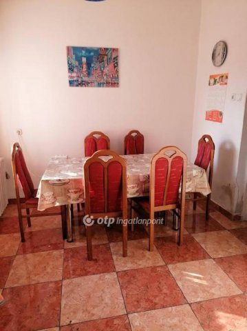 Eladó családi ház, Törökszentmiklóson 19.9 M Ft, 2+1 szobás