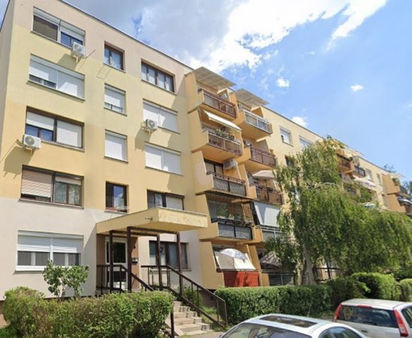 Eladó panellakás, Budapesten, XXI. kerületben 40 M Ft, 2+1 szobás