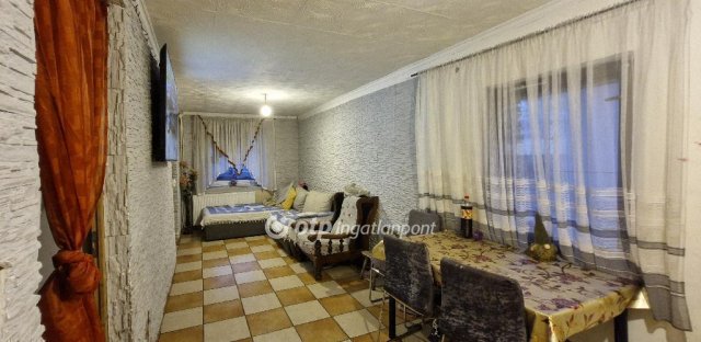 Eladó családi ház, Cegléden 36 M Ft, 3+1 szobás