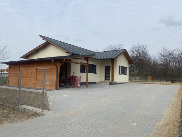 Eladó családi ház, Hernádon 45 M Ft, 2 szobás