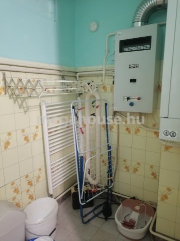 Eladó családi ház, Budapesten, XX. kerületben 55 M Ft