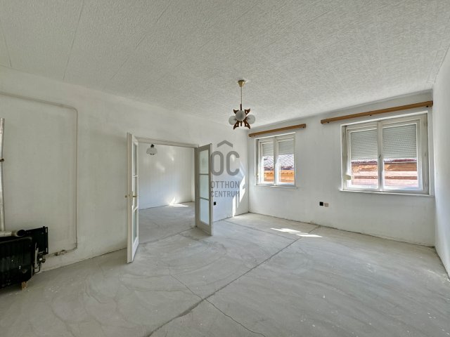 Eladó téglalakás, Nagykanizsán 29.9 M Ft, 4 szobás