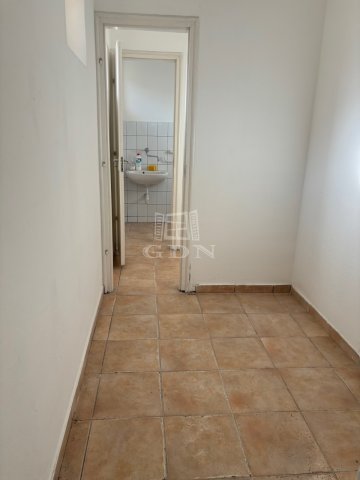 Eladó üzlethelyiség, Banán 48 M Ft / költözzbe.hu