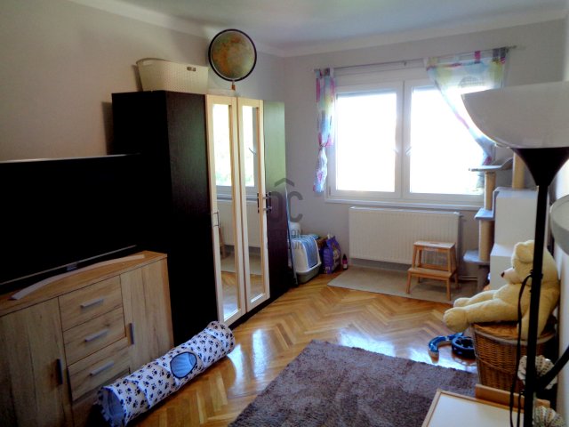 Eladó téglalakás, Kecskeméten 54 M Ft, 2 szobás