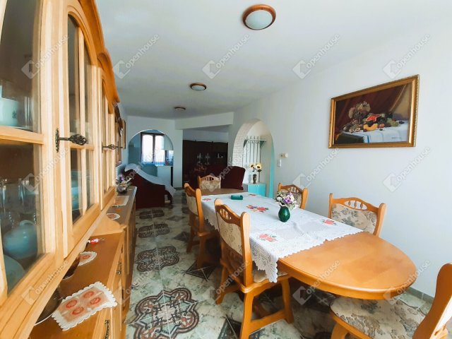 Eladó családi ház, Bocskaikerten 49.9 M Ft, 3 szobás