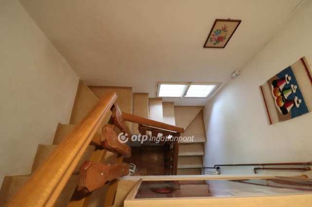 Eladó nyaraló, Szigetszentmártonban 74.9 M Ft, 4 szobás