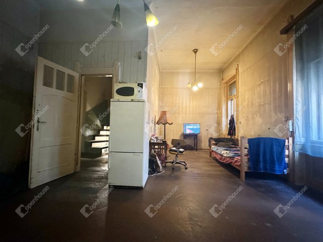 Eladó téglalakás, Budapesten, VI. kerületben 80 M Ft, 3 szobás