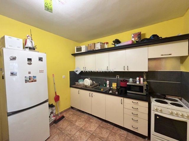 Eladó téglalakás, Mosonmagyaróváron 29.99 M Ft, 2 szobás