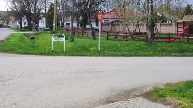 Eladó családi ház, Borjádban 6 M Ft, 2 szobás