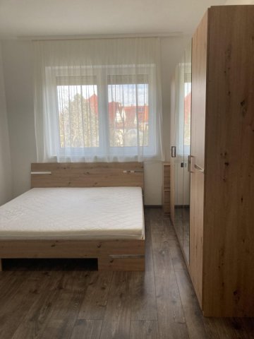 Kiadó téglalakás, albérlet, Debrecenben 450 E Ft / hó, 4 szobás