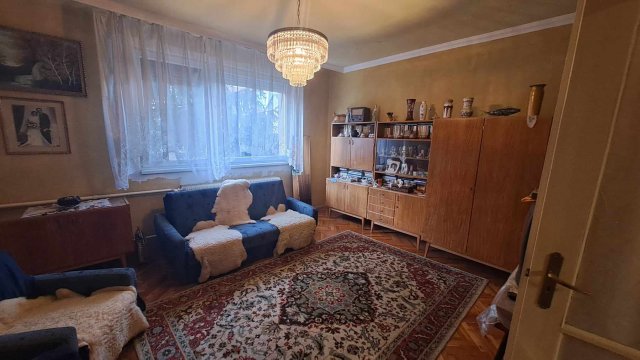 Eladó családi ház, Debrecenben 84 M Ft, 6 szobás