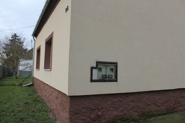Eladó családi ház, Csornán 33 M Ft, 2 szobás