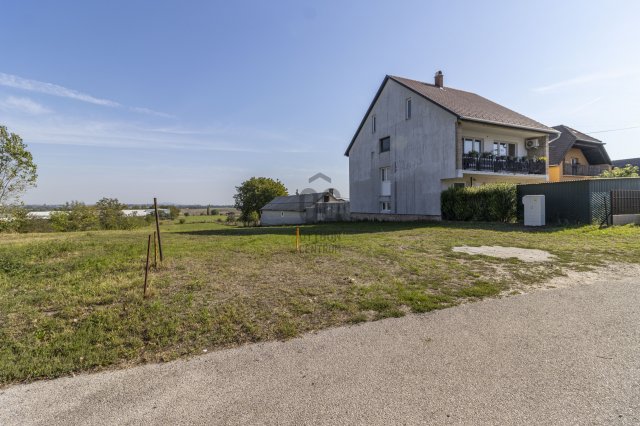 Eladó telek, Székesfehérvárott 41.5 M Ft / költözzbe.hu