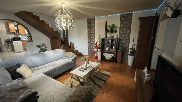 Eladó családi ház, Szepetneken 32 M Ft, 5 szobás