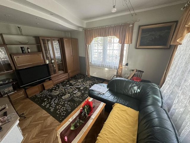 Eladó családi ház, Budapesten, IV. kerületben 140 M Ft