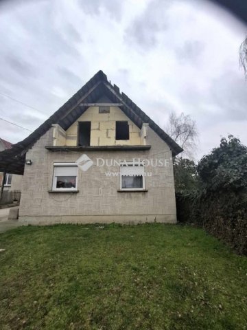 Eladó családi ház, Farmoson 29.5 M Ft, 3 szobás
