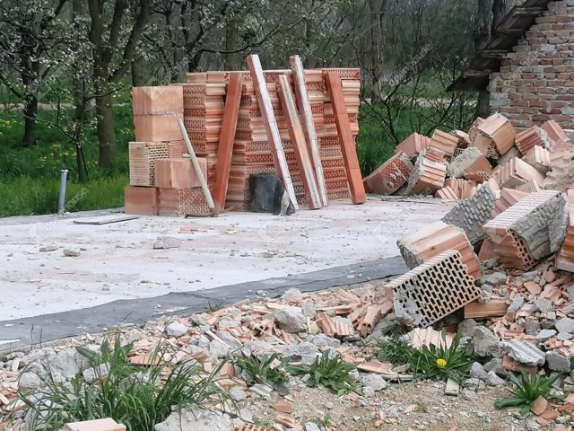 Eladó családi ház, Szentpéterúron 6.9 M Ft, 2 szobás