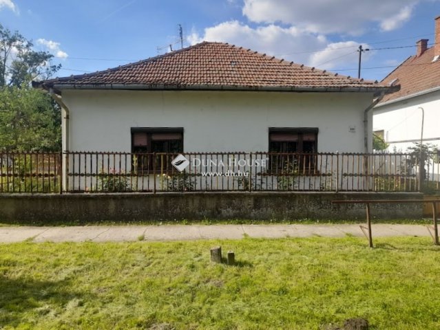 Eladó családi ház, Szabadkígyóson 17 M Ft, 3 szobás