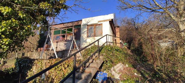 Eladó nyaraló, Gyermelyen 9.9 M Ft, 2 szobás