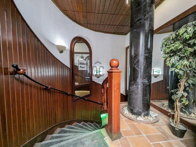 Eladó üzlethelyiség, Budapesten, VI. kerületben 123 M Ft