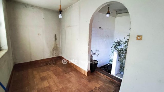 Eladó családi ház, Budapesten, XVI. kerületben 74.99 M Ft