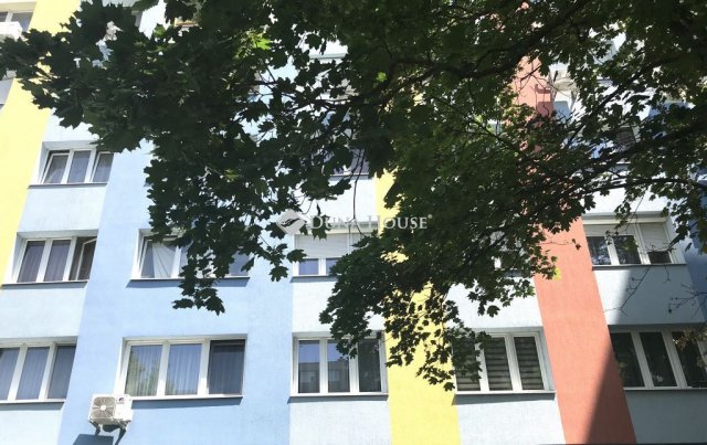 Eladó panellakás, Budapesten, III. kerületben 54.9 M Ft, 2 szobás