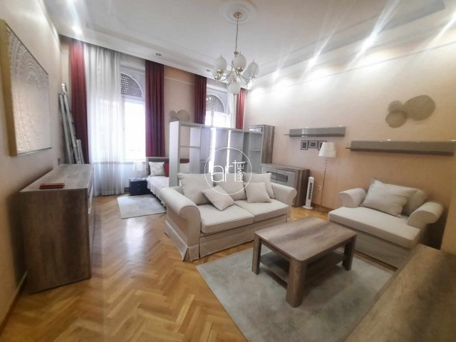 Kiadó téglalakás, albérlet, Szegeden 200 E Ft / hó, 2 szobás