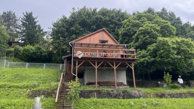 Eladó nyaraló, Szentendrén 92.92 M Ft, 2 szobás